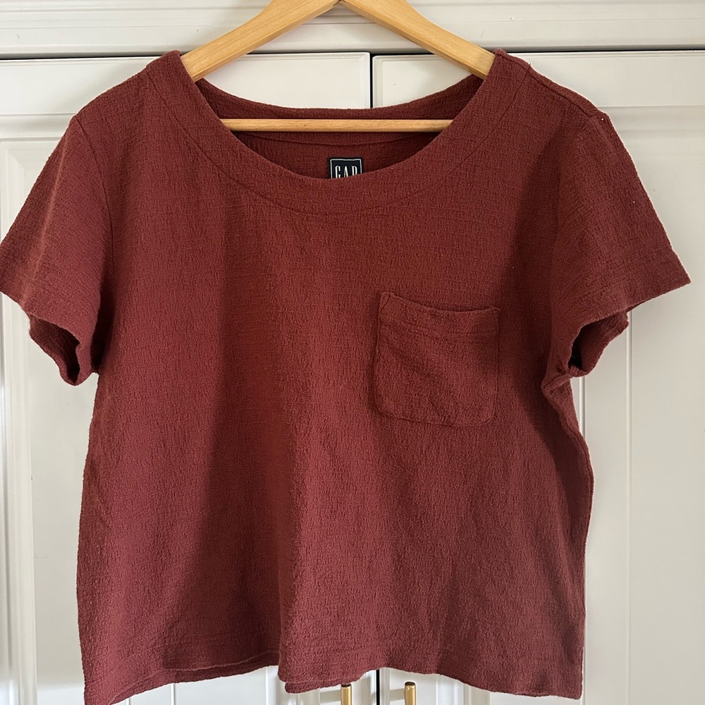 GAP Women's Red Short Sleeve Top